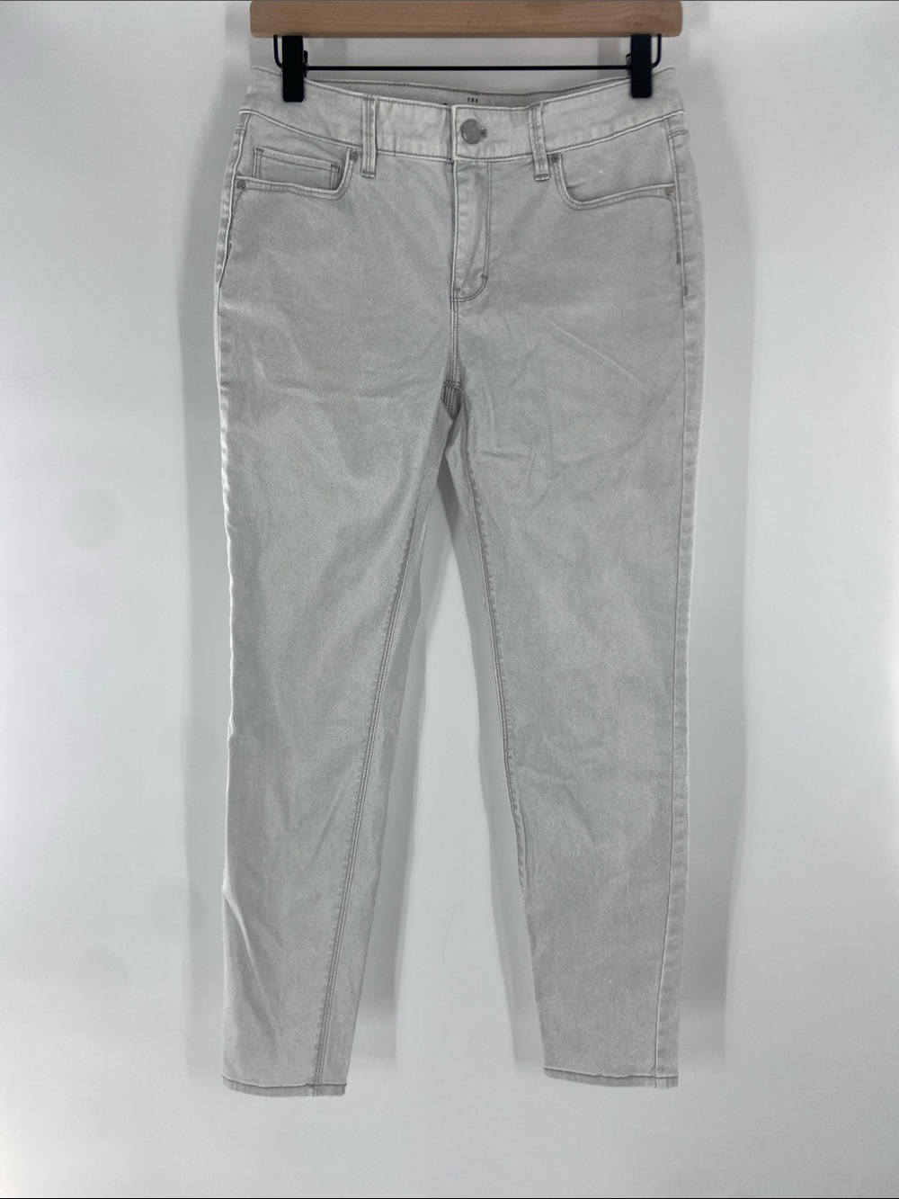 White House Black Market Gray Skinny Ankle Size 4 Gently Used